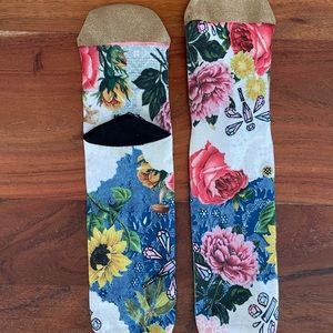 COPY - Female Stance Socks!